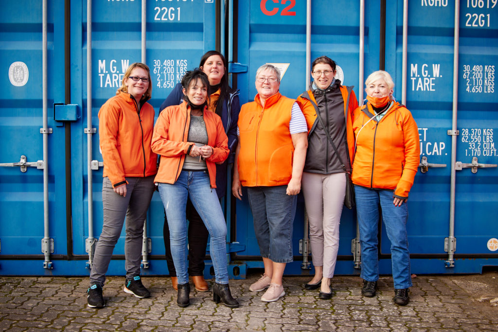 Medienkapitän Wir sind Elmshorn Helft Martina Helfen Martina Kramer Elmshorner Suppenhühner