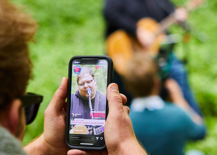 Was macht ein Social Media Manager Alex-Matzkewitz Medienkapitän